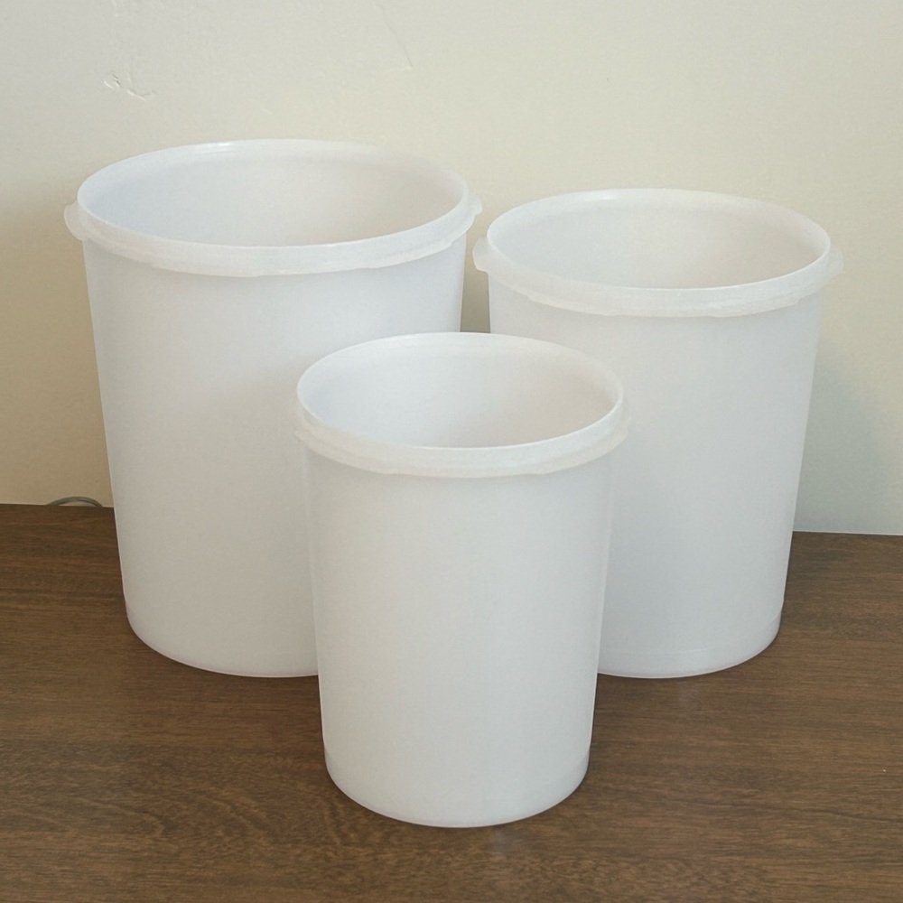 NWOT 3 TUPPERWARE FROSTED CLEAR NESTING CANISTERS NO SEALS